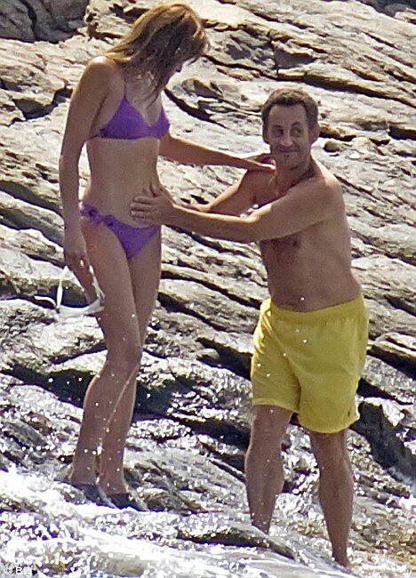 Carla Bruni-Sarkozy Pregnant with French President\'s Child