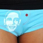Kristen Renton Shows off Big Toe Feet and Barack Obama near her Pussy