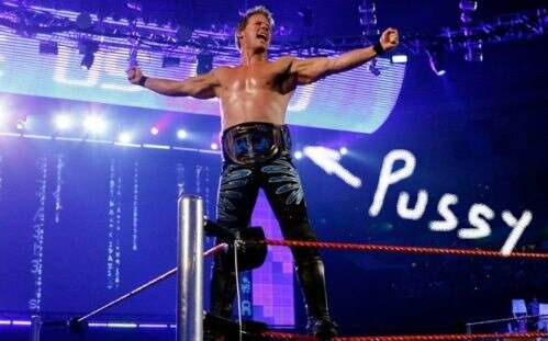 Pussy Wrestler Chris Jericho Punched a Girl (video)