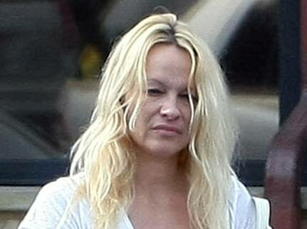 Pamela Anderson Photo Without Make-Up (oops)