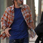 Antonio Banderas Growing Beard and Gut Tire