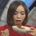 Kim Do-yeon Eating Noodles with Chocolate